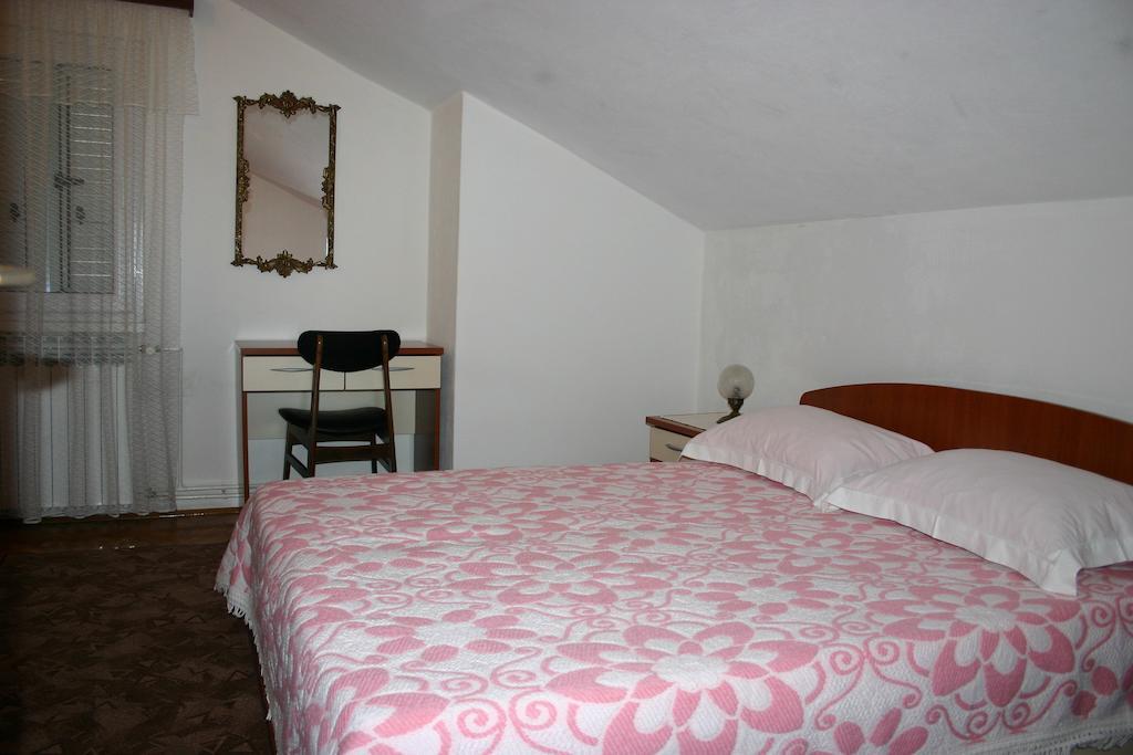 Apartments Grzunov Zadar Bilik gambar